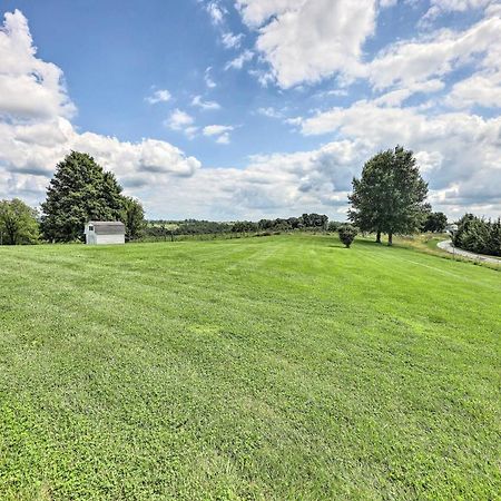 Charming Williamstown Retreat With Private Yard Villa Bagian luar foto