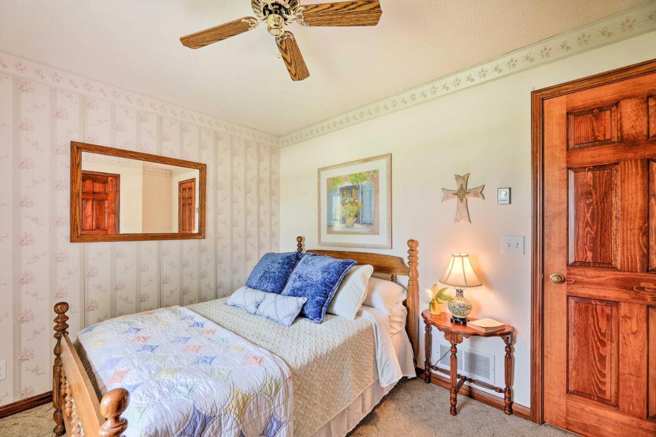 Charming Williamstown Retreat With Private Yard Villa Bagian luar foto