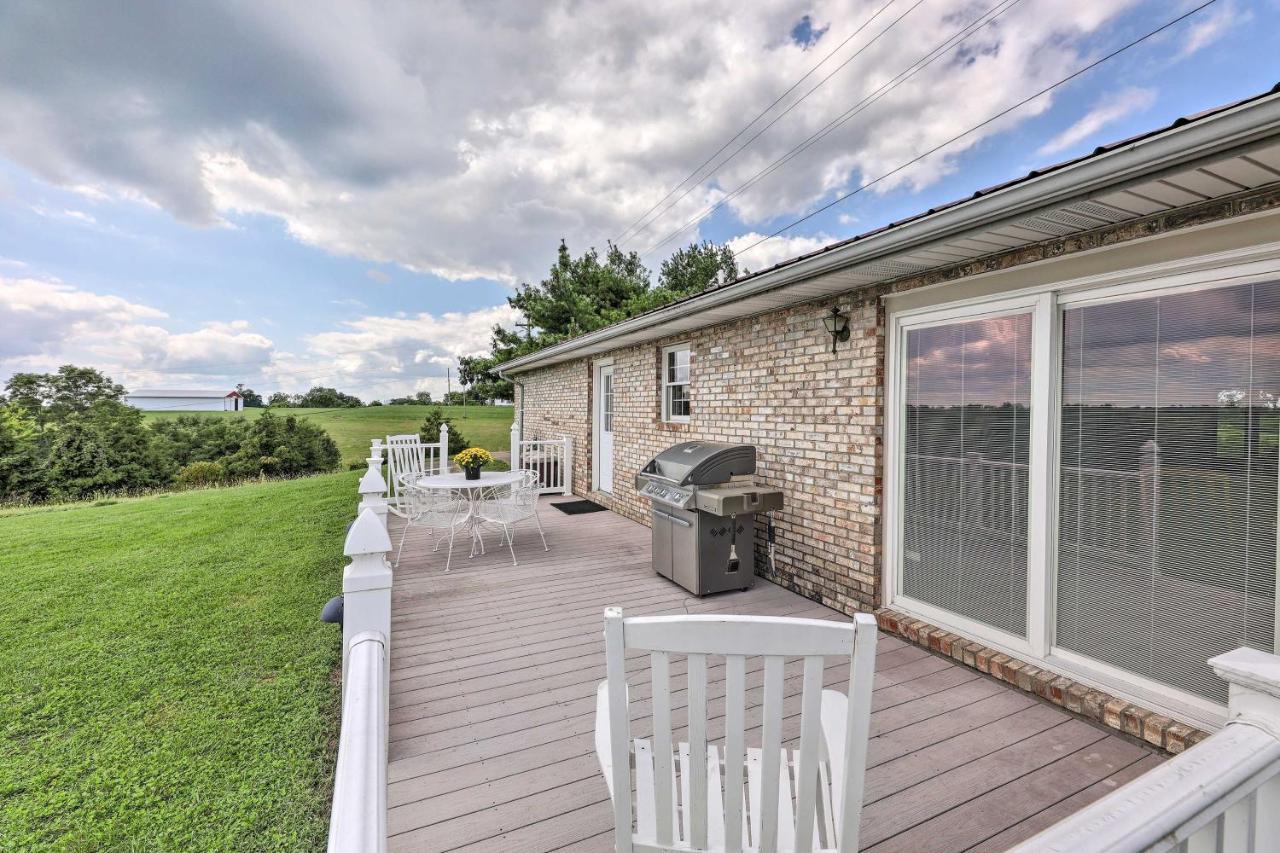 Charming Williamstown Retreat With Private Yard Villa Bagian luar foto