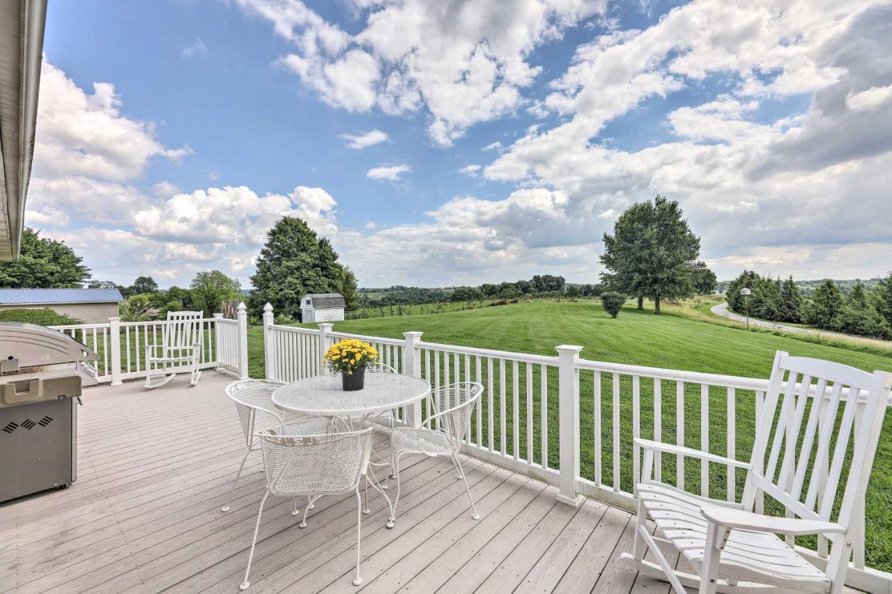 Charming Williamstown Retreat With Private Yard Villa Bagian luar foto
