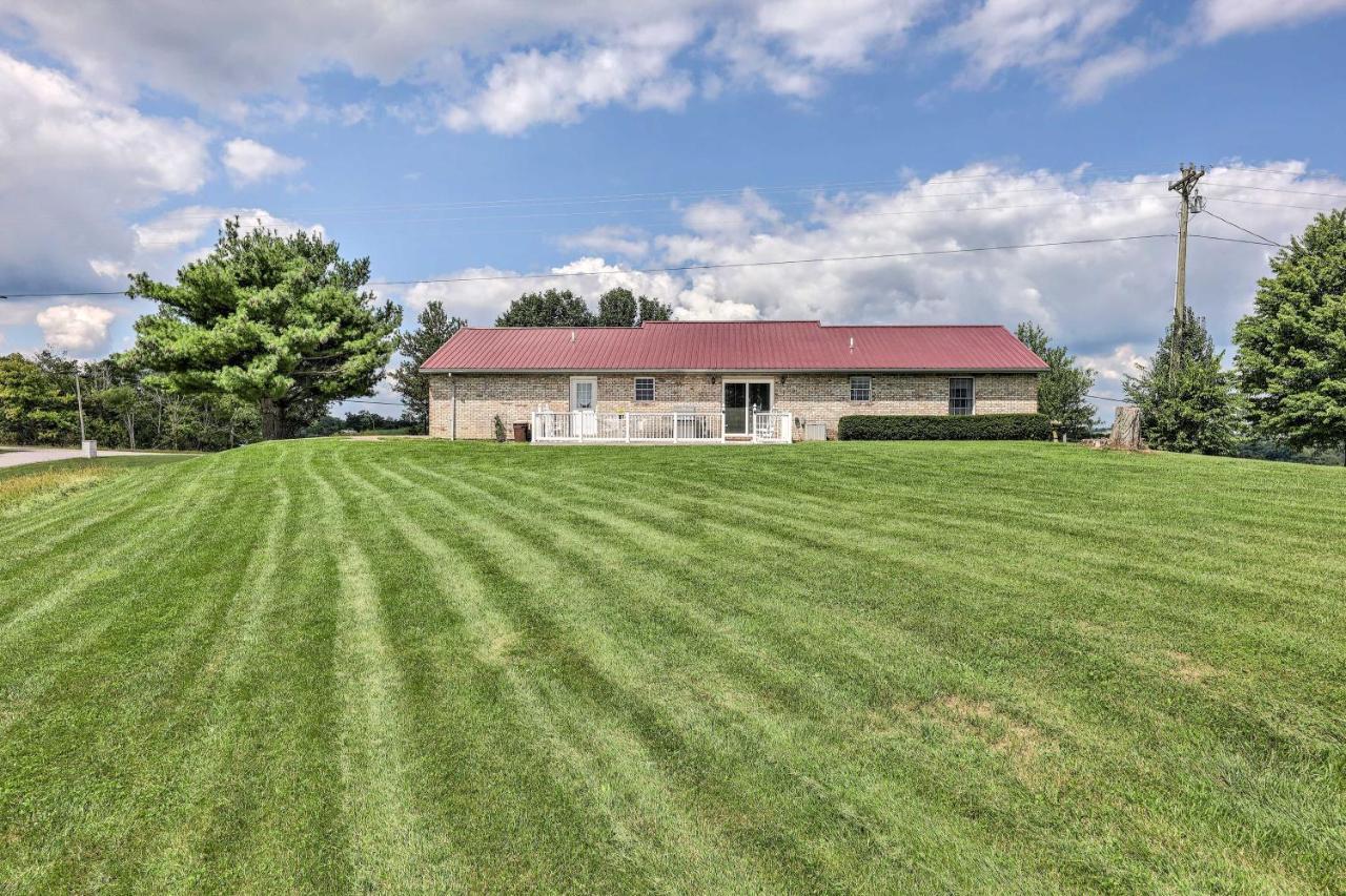 Charming Williamstown Retreat With Private Yard Villa Bagian luar foto